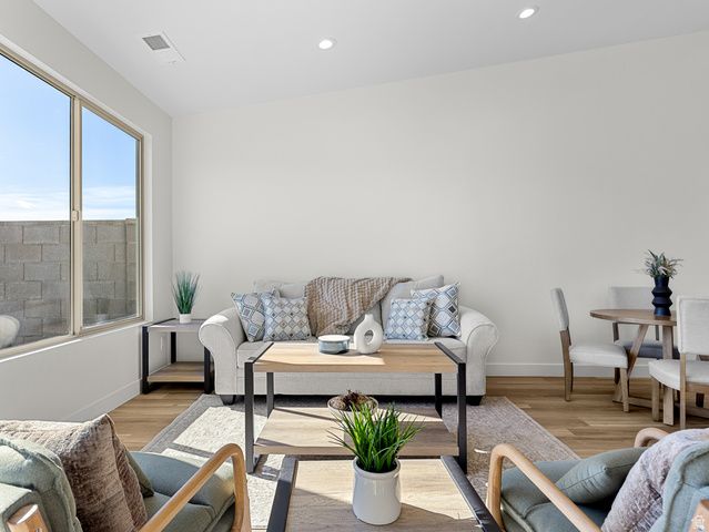 2040 W 320 S, Hurricane, UT 84737