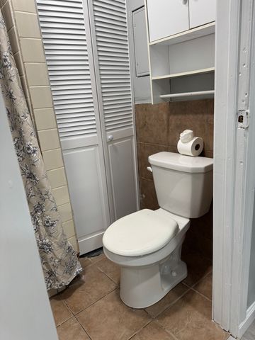 468 Colorado Avenue, Bridgeport, CT 06605