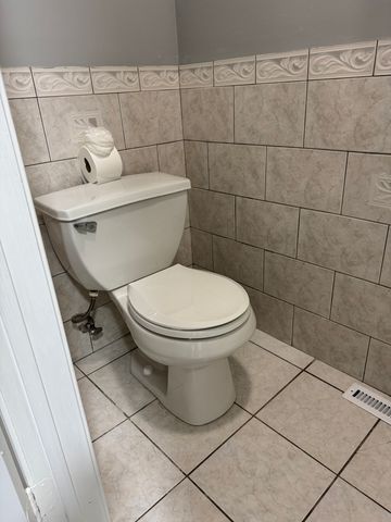 468 Colorado Avenue, Bridgeport, CT 06605