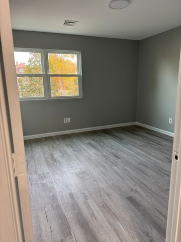 468 Colorado Avenue, Bridgeport, CT 06605