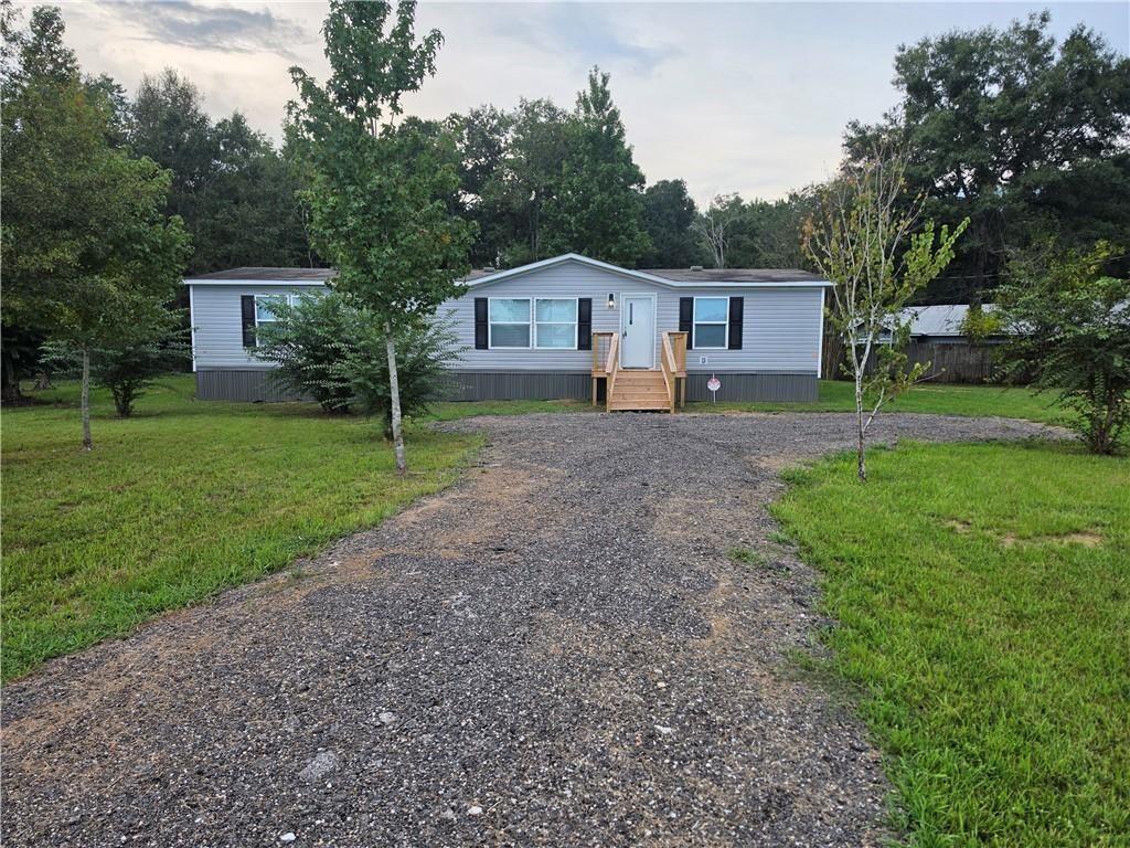 7180 Whispering Meadows Drive, Theodore, AL 36582 — exterior