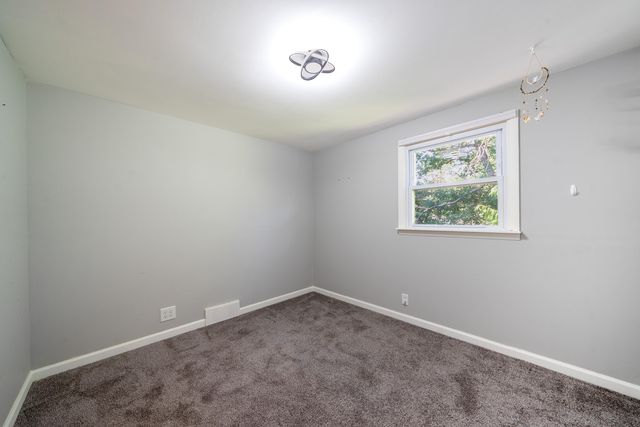 1450 Wesley Avenue, Muskegon, MI 49442