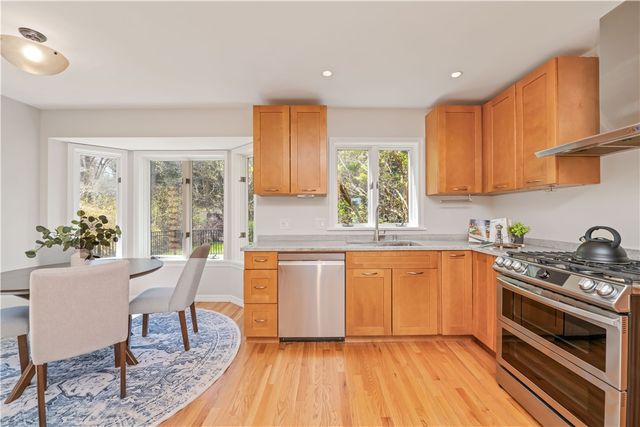 381 Hartsville Lane, Webster, NY 14580
