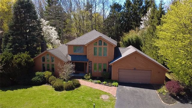 381 Hartsville Lane, Webster, NY 14580