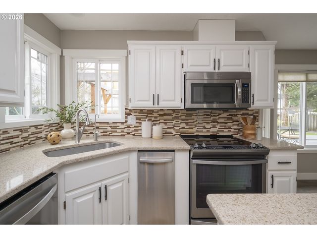 2417 Ne 148TH St, Vancouver, WA 98686