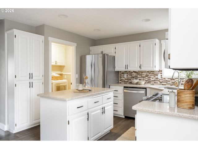 2417 Ne 148TH St, Vancouver, WA 98686