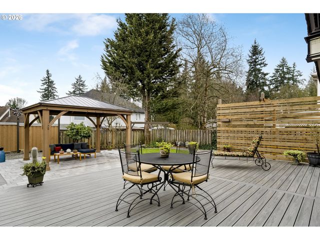 2417 Ne 148TH St, Vancouver, WA 98686