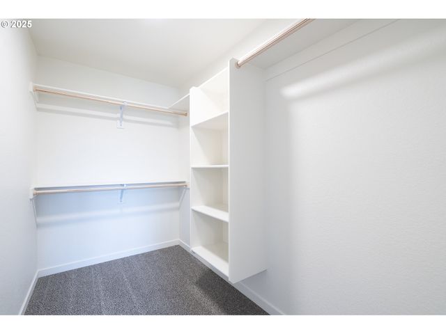 14718 Se POWELL Blvd, Portland, OR 97236