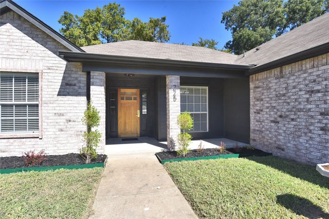 225 E Seminole Place, Tulsa, OK 74110