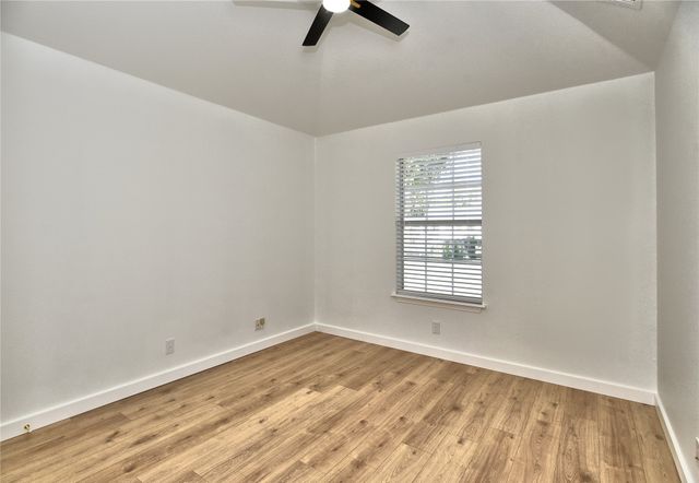 225 E Seminole Place, Tulsa, OK 74110