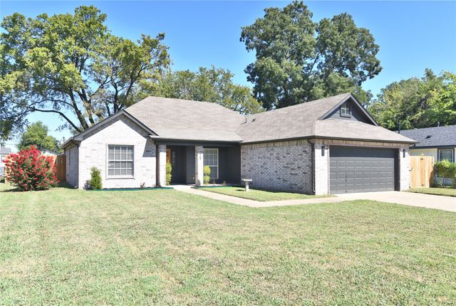 225 E Seminole Place, Tulsa, OK 74110