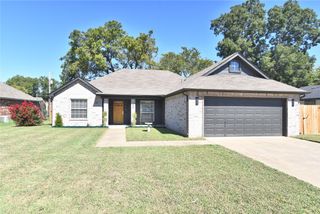 225 E Seminole Place, Tulsa, OK 74110