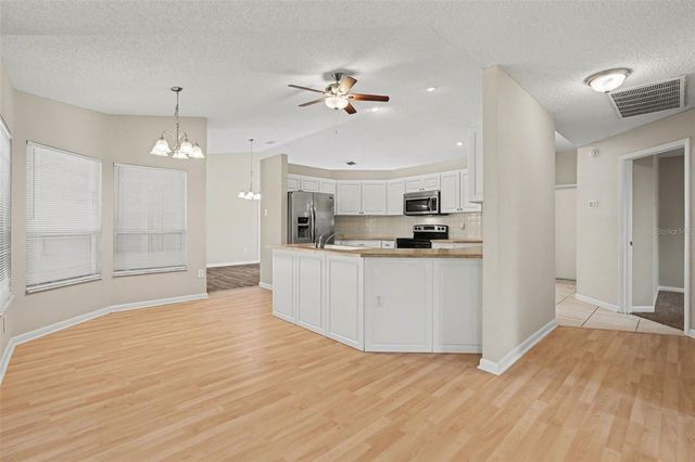 9389 FOX HOLLOW LANE, Weeki Wachee, FL 34613