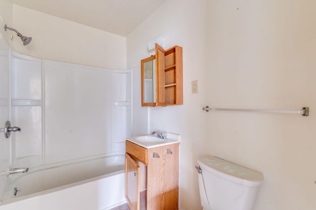 833 N Poplar, Wichita, KS 67214