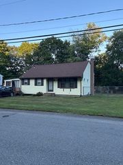56 Eleventh Ave, Brockton, MA 02302