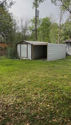 1607 Klauke Street, Rosenberg, TX 77471