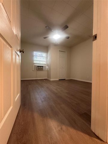 1607 Klauke Street, Rosenberg, TX 77471