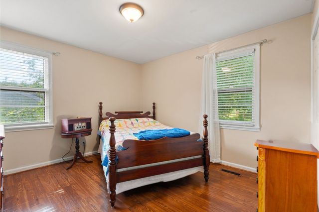2925 Lakeland Dr, Nashville, TN 37214