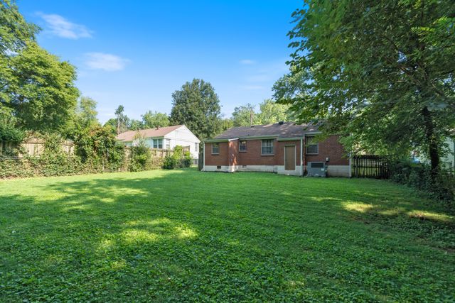 2925 Lakeland Dr, Nashville, TN 37214