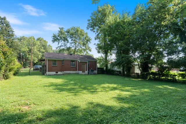 2925 Lakeland Dr, Nashville, TN 37214