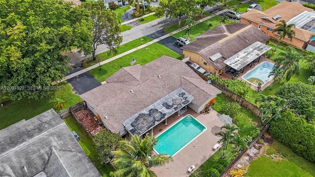 7460 NW 13th Street, Plantation, FL 33313