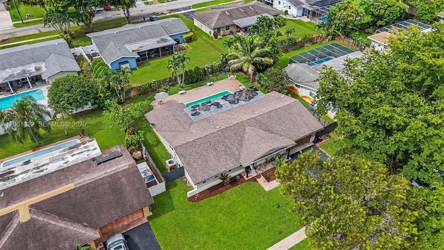 7460 NW 13th Street, Plantation, FL 33313