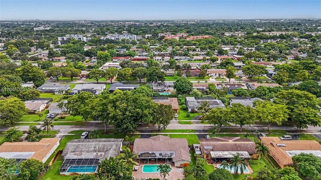 7460 NW 13th Street, Plantation, FL 33313
