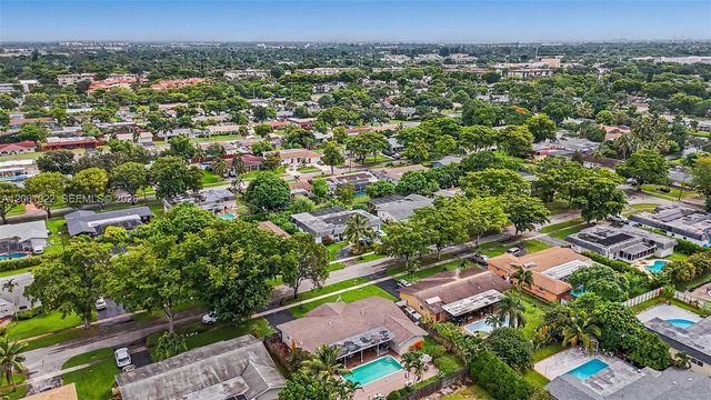 7460 NW 13th Street, Plantation, FL 33313