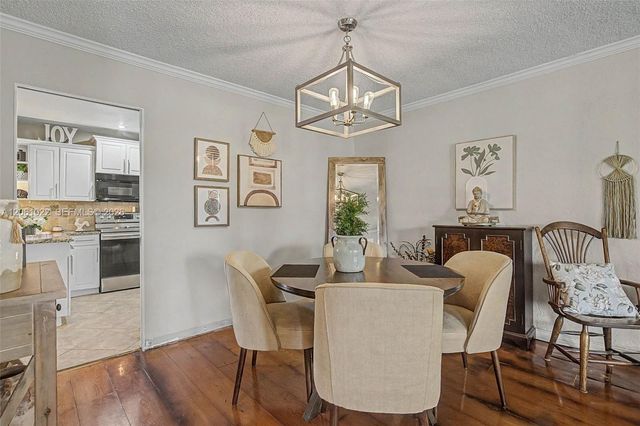 7460 NW 13th Street, Plantation, FL 33313