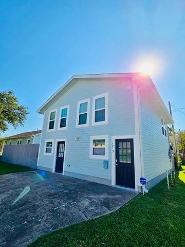 1513 47th Street, Galveston, TX 77551