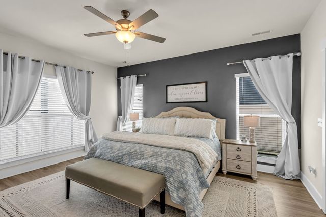 2905 Woodcrest Dr, Murfreesboro, TN 37128