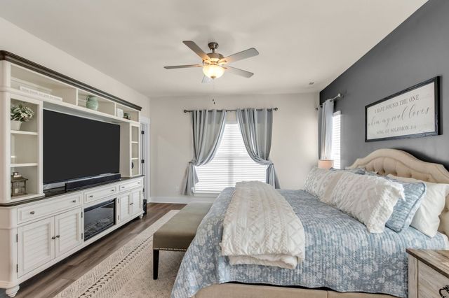 2905 Woodcrest Dr, Murfreesboro, TN 37128