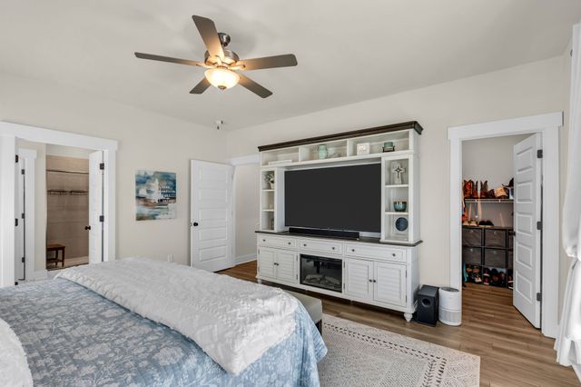 2905 Woodcrest Dr, Murfreesboro, TN 37128