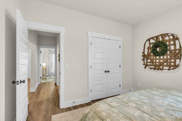 2905 Woodcrest Dr, Murfreesboro, TN 37128