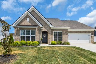 2905 Woodcrest Dr, Murfreesboro, TN 37128