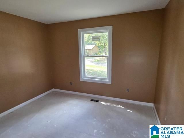 3031 LONE OAK ROAD, Bessemer, AL 35023