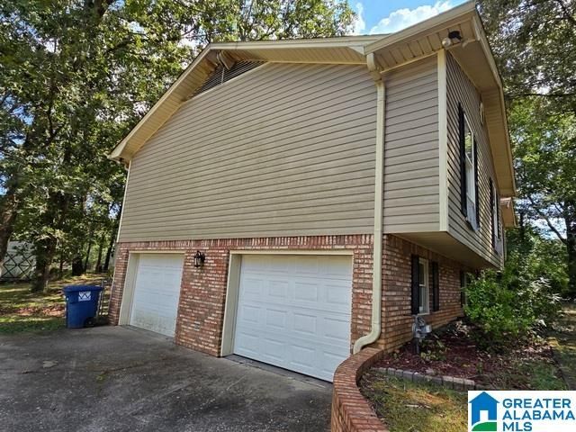 3031 LONE OAK ROAD, Bessemer, AL 35023