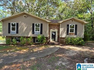 3031 LONE OAK ROAD, Bessemer, AL 35023