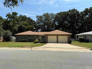 7000 Forshalee St, Pensacola, FL 32503