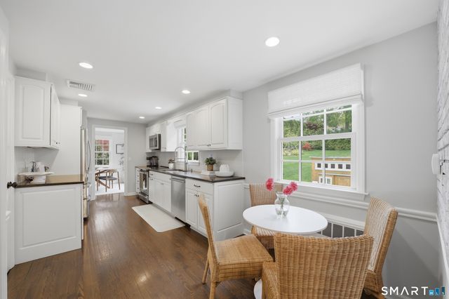 182 Hollow Tree Ridge Road, Darien, CT 06820