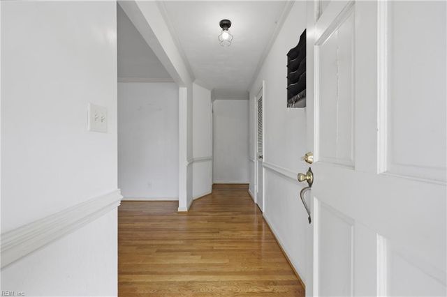 4113 Taylor RD, Chesapeake, VA 23321