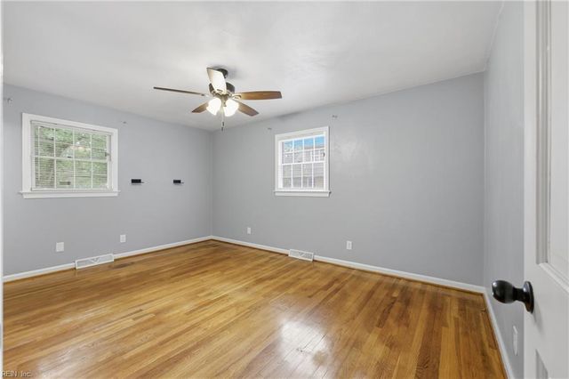 4113 Taylor RD, Chesapeake, VA 23321