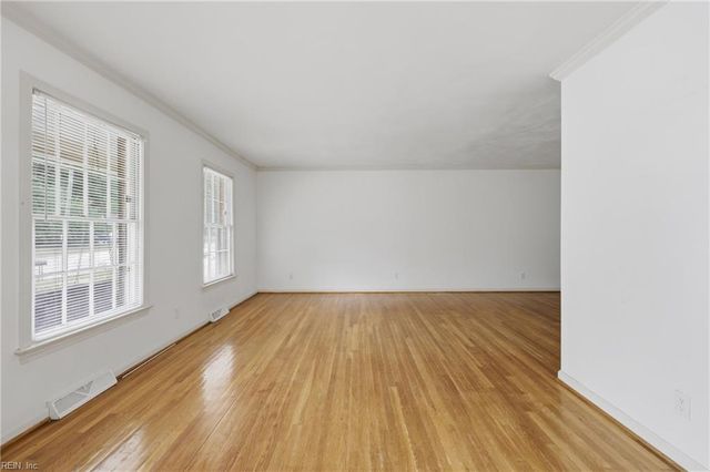 4113 Taylor RD, Chesapeake, VA 23321