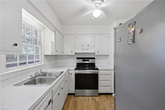 4113 Taylor RD, Chesapeake, VA 23321