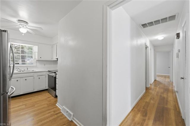 4113 Taylor RD, Chesapeake, VA 23321