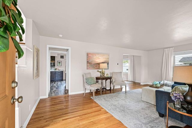 3715 N 98th STREET, Milwaukee, WI 53222