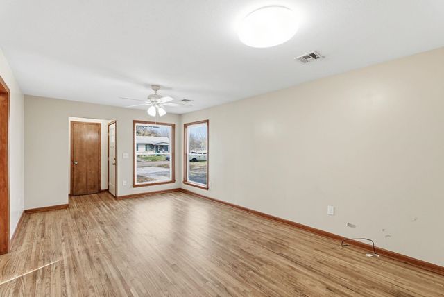 1406-1408 S Lulu Ave, Wichita, KS 67211