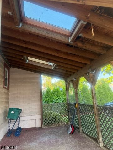 1037 W 5Th St, Plainfield City, NJ 07063