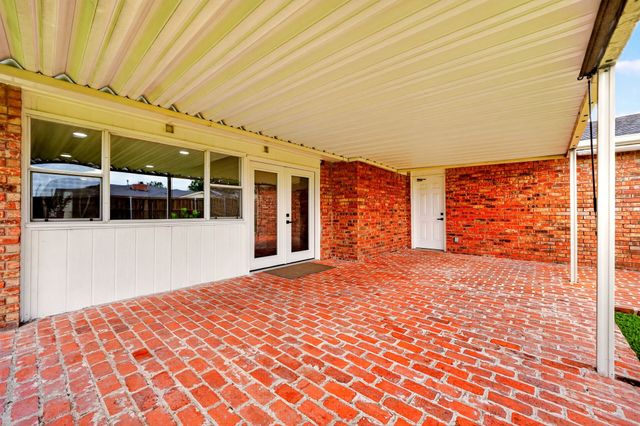 4333 Woodbluff Drive, Mesquite, TX 75150