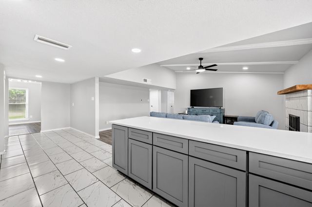 4333 Woodbluff Drive, Mesquite, TX 75150